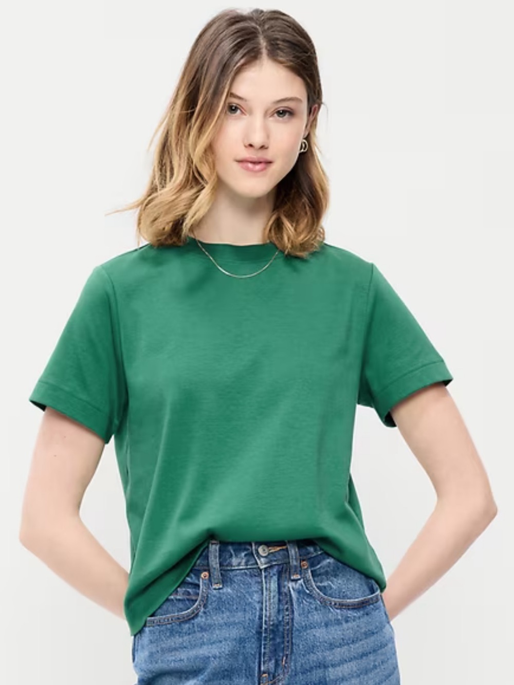 Old Navy Heavyweight Relaxed Crewneck Tee in Green (sugar pine) short sleeve